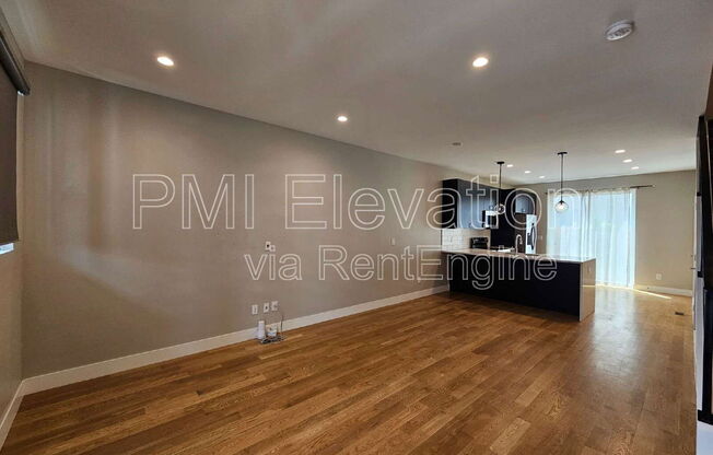4260 W 13 AVE