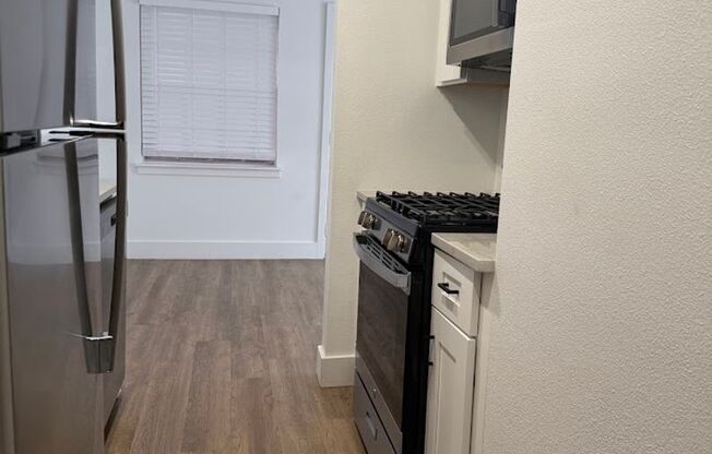 2 beds, 1 bath, 750 sqft, $1,500, Unit K704 - 307 - 105
