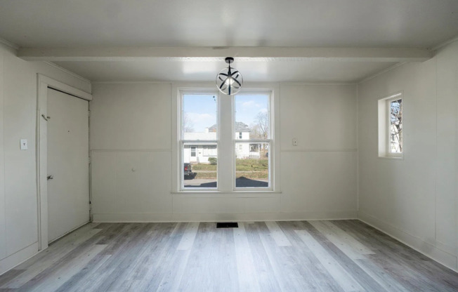 3 bedroom available for immediate move i!