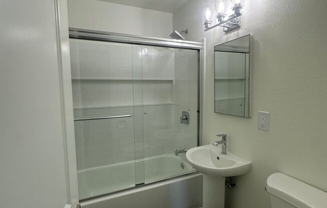 1 bed, 1 bath, 525 sqft, $1,895, Unit 9195-8