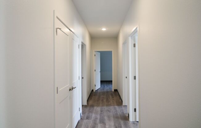 1 bed, 1 bath, 673 sqft, $929, Unit 137