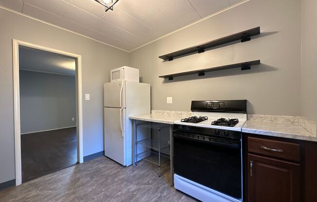 1 bed, 1 bath, 652 sqft, $1,200, Unit #1