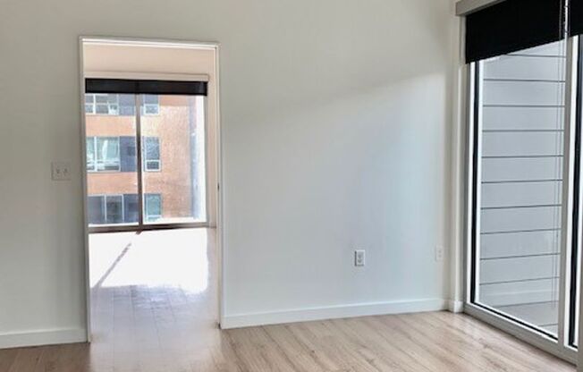 1 bed, 1 bath, 938 sqft, $1,620, Unit 302