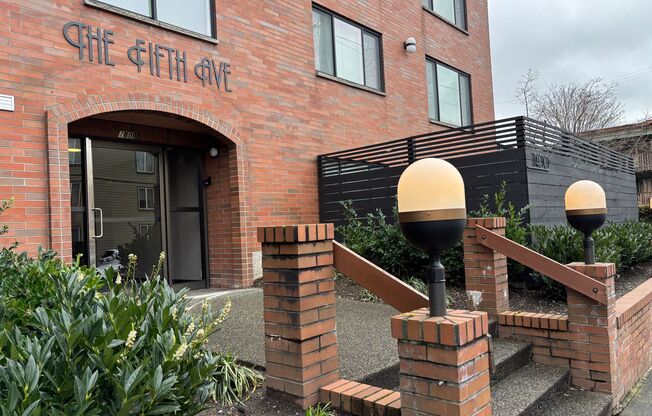 LIVE IN THE HEART OF GREEN LAKE SEATTLE'S MOST ICONIC PARK