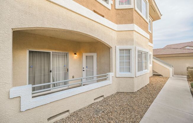 2 beds, 2 baths, $1,700