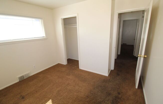 2 beds, 1 bath, 1,200 sqft, $1,395, Unit 1