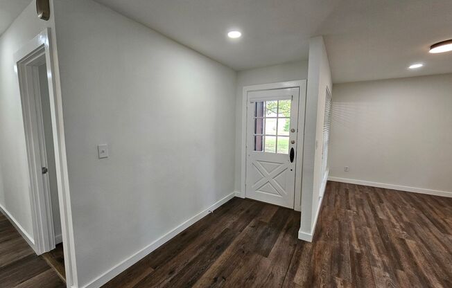 Available now ready for immediate move in Richardson