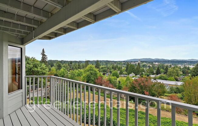 2 BD / 2 BA Olympia Condo with Spectacular Views