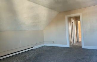 2 beds, 1 bath, 1,000 sqft, $2,300, Unit 4