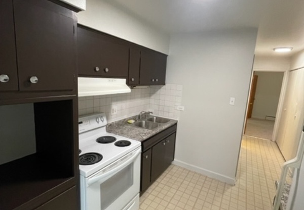 494 # 2 MADISON AVE