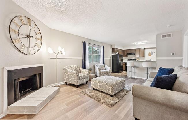 1 bed, 1 bath, 650 sqft, $1,099