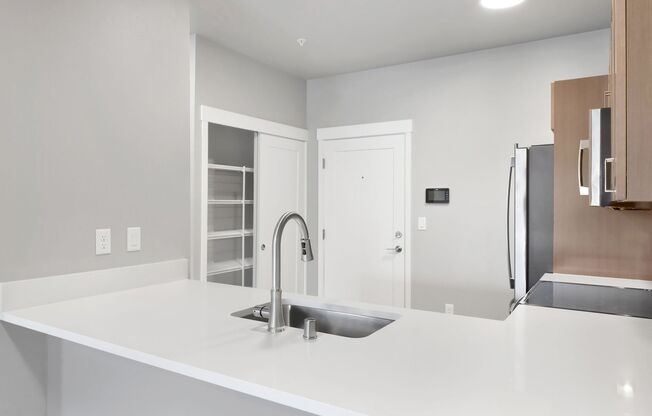 Studio, 1 bath, 523 sqft, $1,575, Unit 211