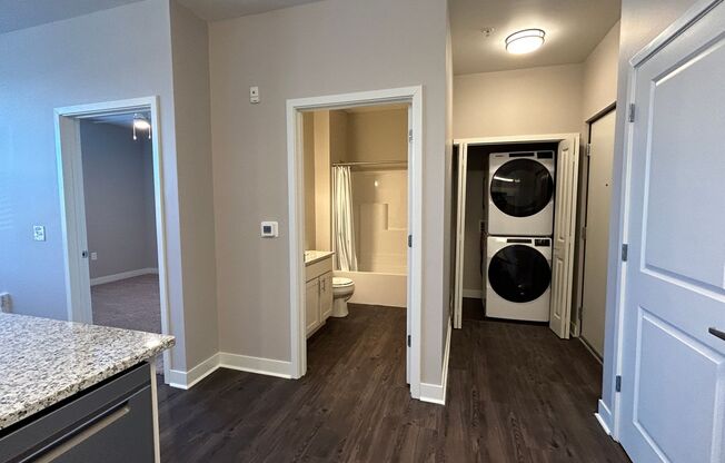 1 bed, 1 bath, 570 sqft, $1,149, Unit 106