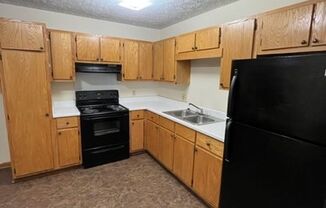 3 beds, 2 baths, $799, Unit Unit 11