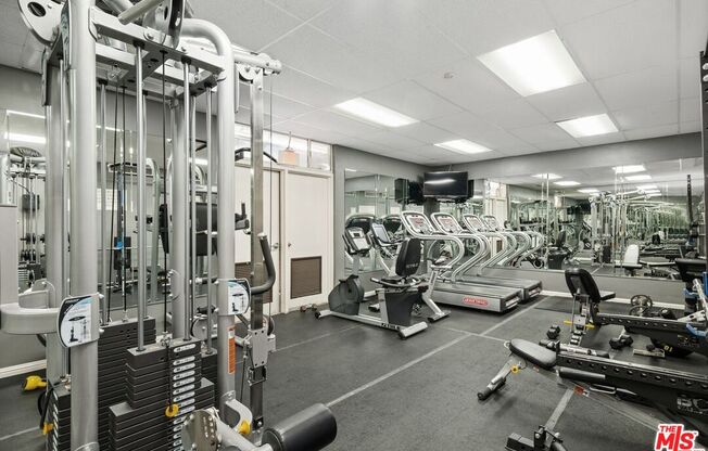 2 beds, 2 baths, 1,071 sqft, $4,100, Unit 801