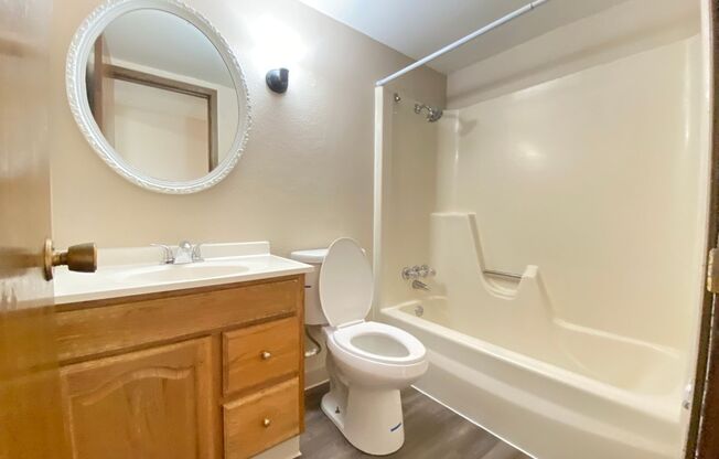 3729 W 9th Street