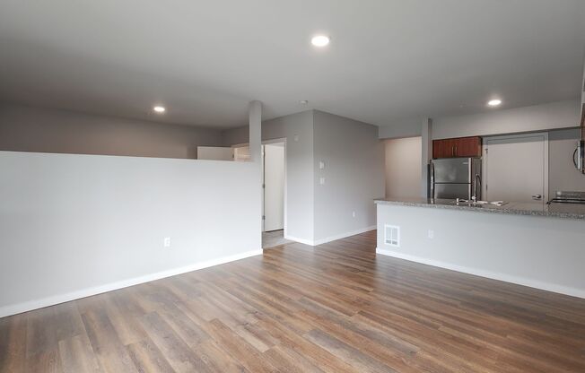 Studio, 1 bath, 604 sqft, $1,895, Unit Apt 302