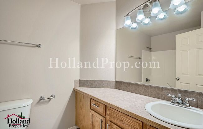 2 beds, 2.5 baths, $2,295