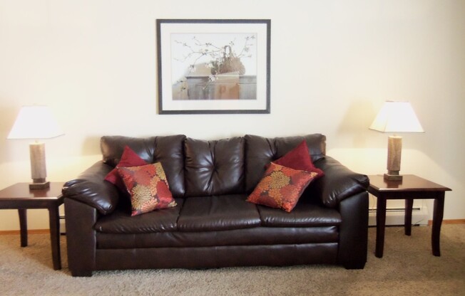 2 beds, 1 bath, 1,100 sqft, $1,179.99, Unit 128-01