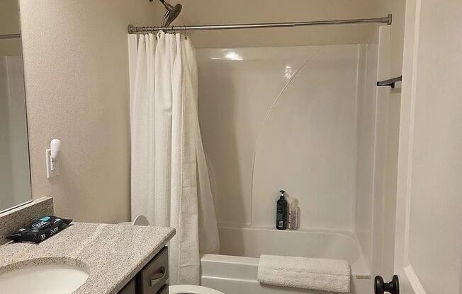 4 Bedroom House Available July 2026|Near LSU | Geaux Tigers