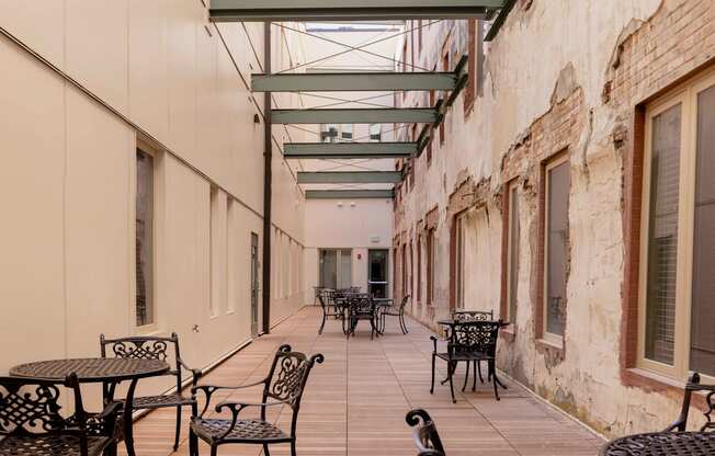 Front Courtyard at 99 Front, Memphis
