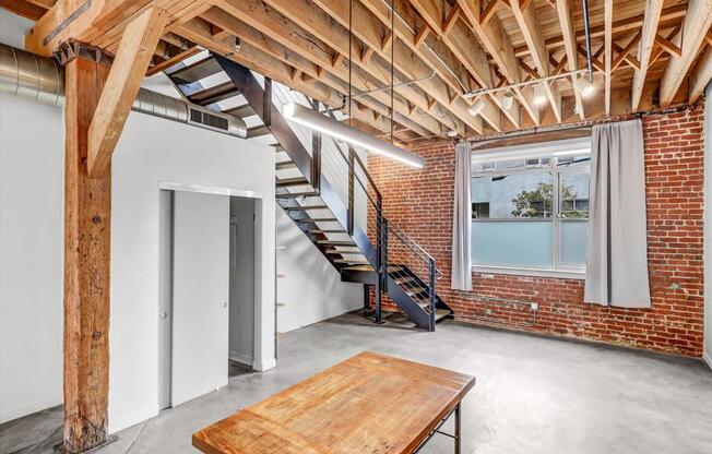 2 beds, 1.5 baths, 1,340 sqft, $4,700, Unit 110