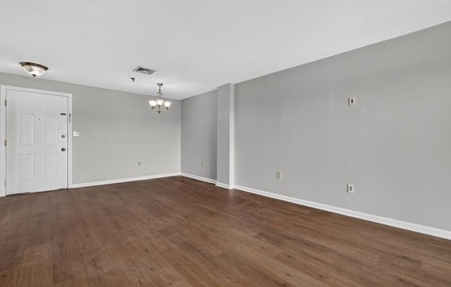 2 beds, 2 baths, 863 sqft, $2,600, Unit Unit 701