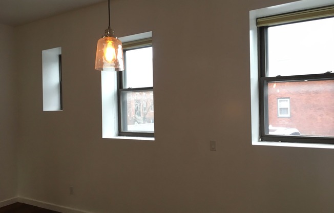 100 PEARL ST