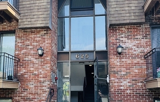 625 W LOWELL AVE