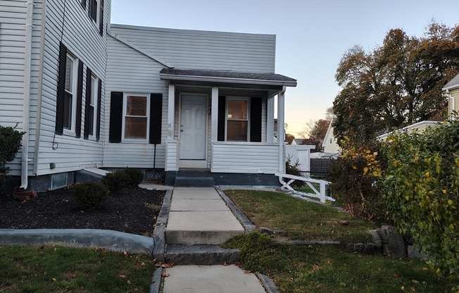 11 JACKSON ST