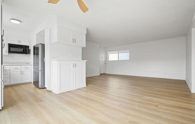 Welcome to 110 S. Swall Dr.