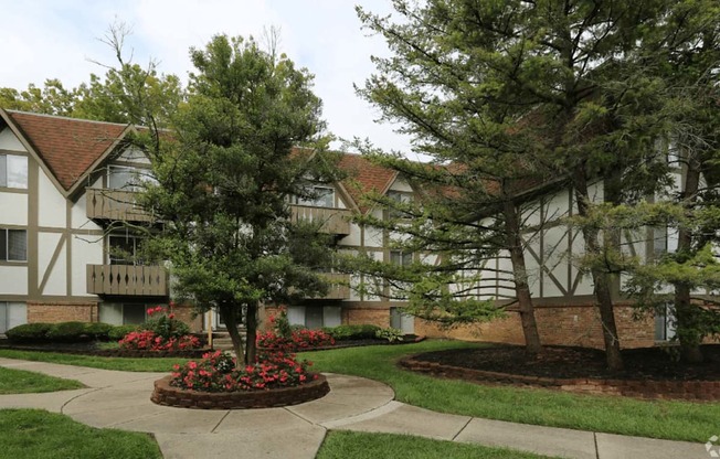 Apartment buildings with meticulous landscaping at Camelot East Apartments, Fairfield, Ohio