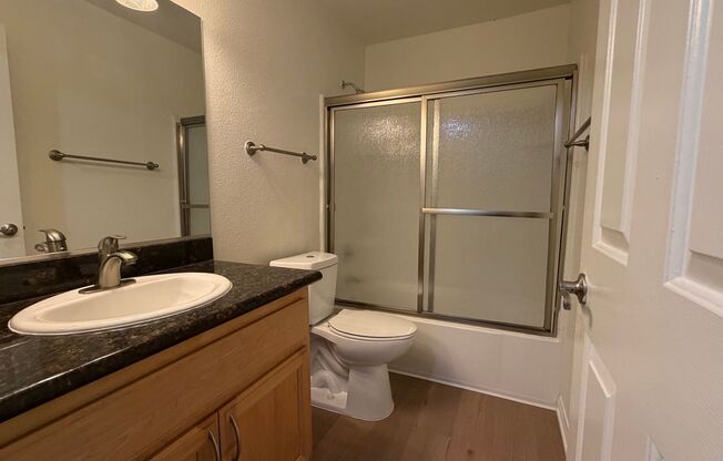 2 beds, 1 bath, 900 sqft, $2,830, Unit 1311