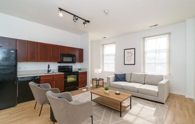 2 beds, 2 baths, $1,999, Unit 330