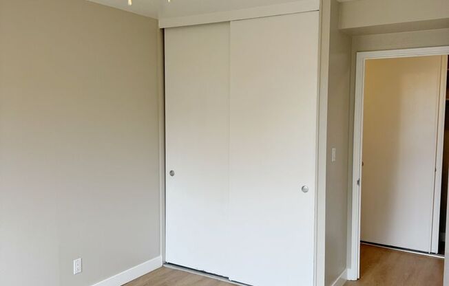 2 beds, 1 bath, 856 sqft, $1,825, Unit 505