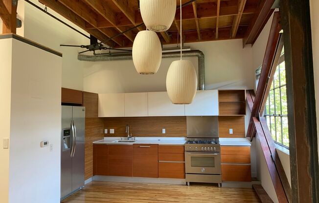 1 bed, 1 bath, 900 sqft, $3,150, Unit 2121 M202