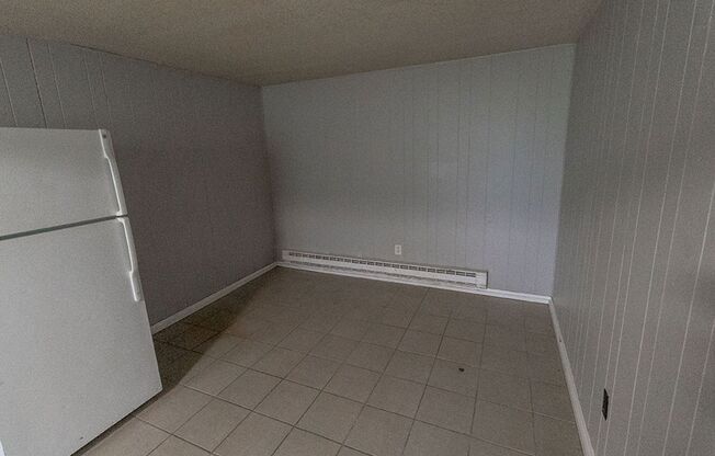 Cute 1 bedroom Fourplex - Lower Level