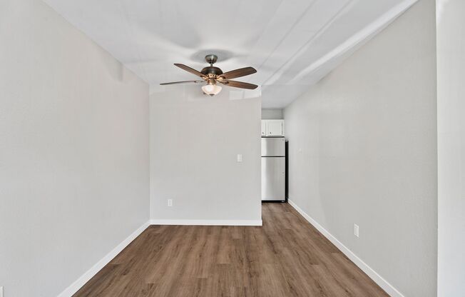 2 beds, 1 bath, 760 sqft, $2,699, Unit 40-213