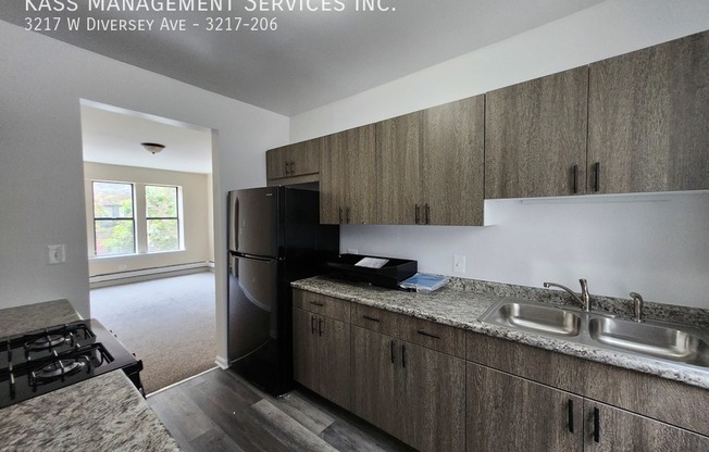 3217 W Diversey Ave