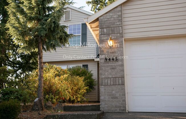 Wonderful Two-Story Home Nestled in a Tranquil Tualatin Neighborhood