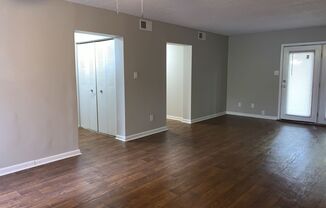 1 bed, 1 bath, 760 sqft, $1,150, Unit 81H