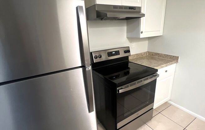 1 bed, 1 bath, 620 sqft, $1,350, Unit 223