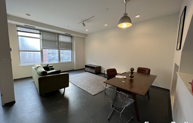 160 East Berkeley St. #519
