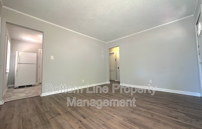 2115 DOUBLE OAKS RD