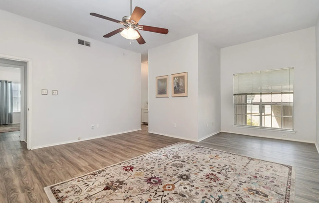 WATER INCLUDED! Comfortable Condo w/ Screened Sun Room