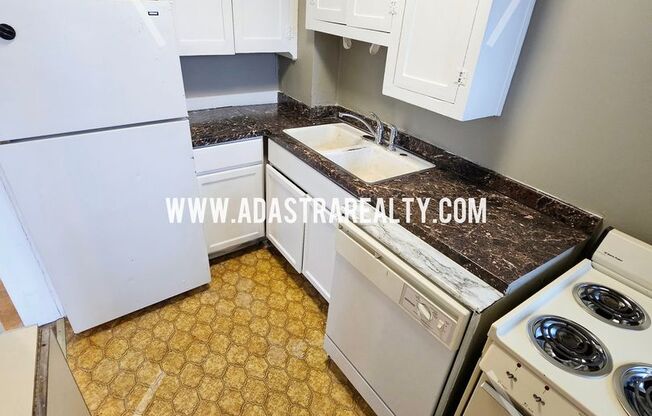 1 bed, 1 bath, 750 sqft, $795, Unit 3W