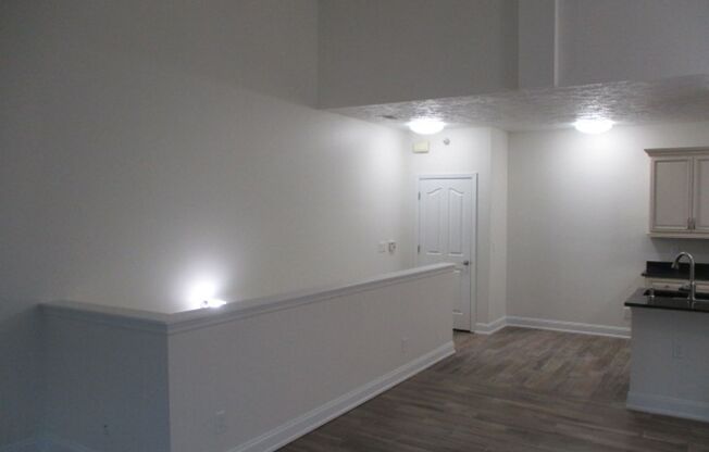 1 bed, 1 bath, 860 sqft, $1,500, Unit 211-05