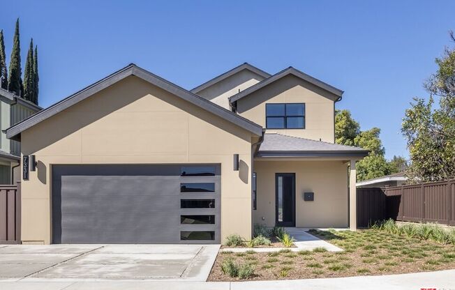 7331 WHITAKER AVE