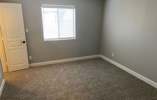 2 beds, 2 baths, $1,995, Unit # 120