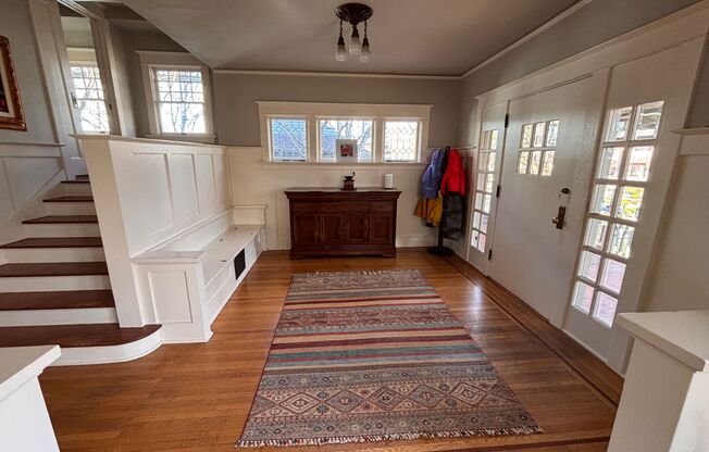 Spectacular, Fully-Furnished 1910 4 Bed/3.5 Bath Irvington Craftsman Avail for 1 Year!